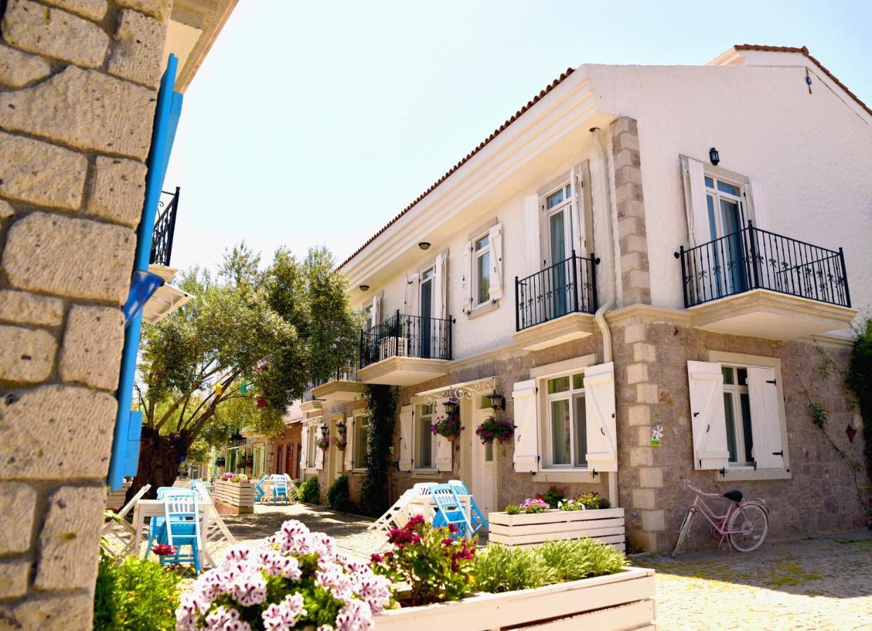 Zeytin Arasi Apart Otel Ayvalı Exterior foto