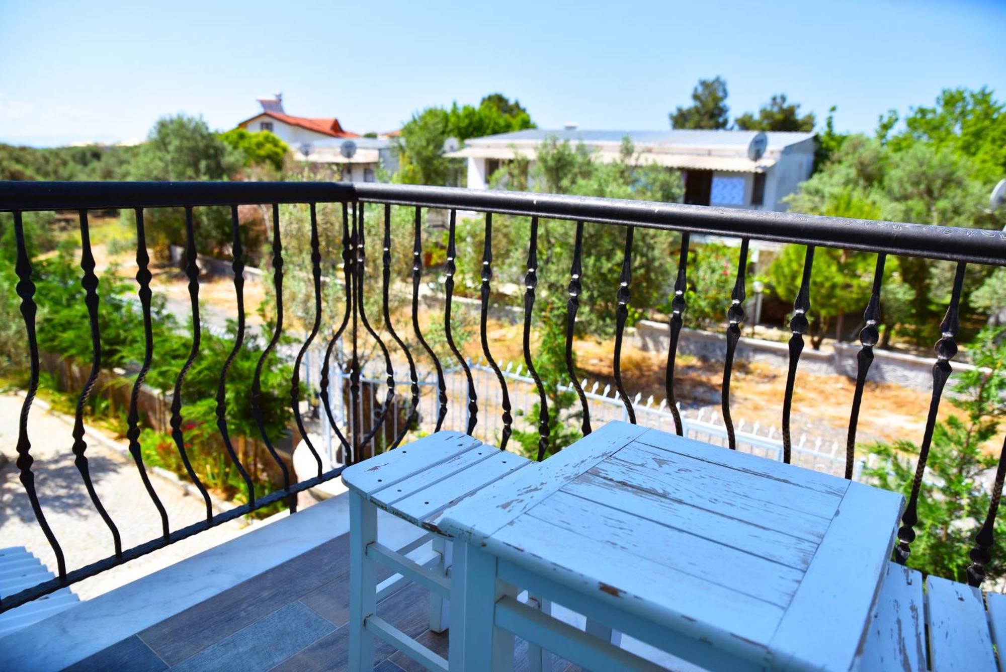 Zeytin Arasi Apart Otel Ayvalı Cameră foto
